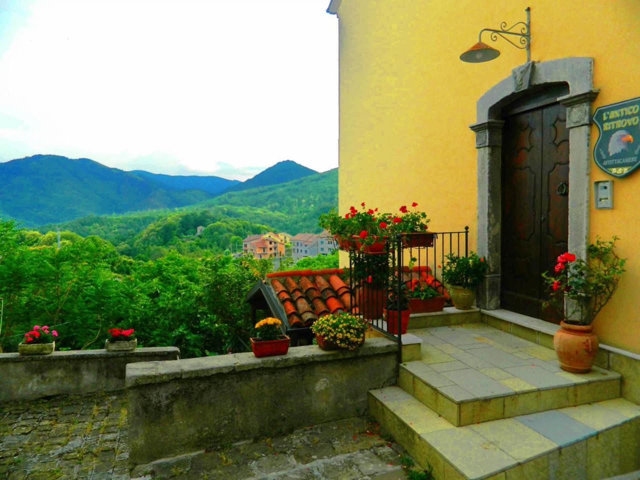L'Antico Ritrovo Bed & Breakfast Moliterno Dış mekan fotoğraf