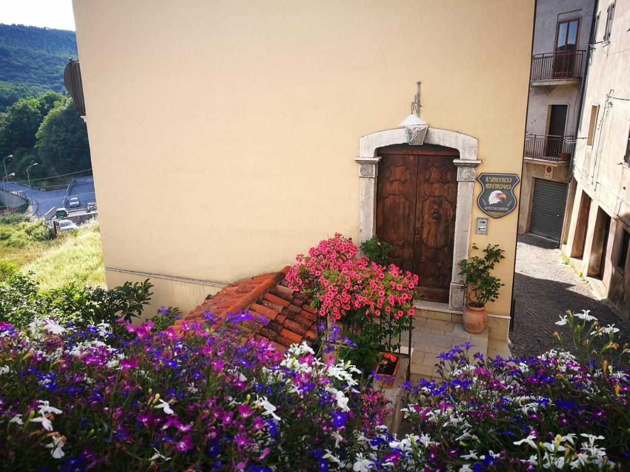 L'Antico Ritrovo Bed & Breakfast Moliterno Dış mekan fotoğraf