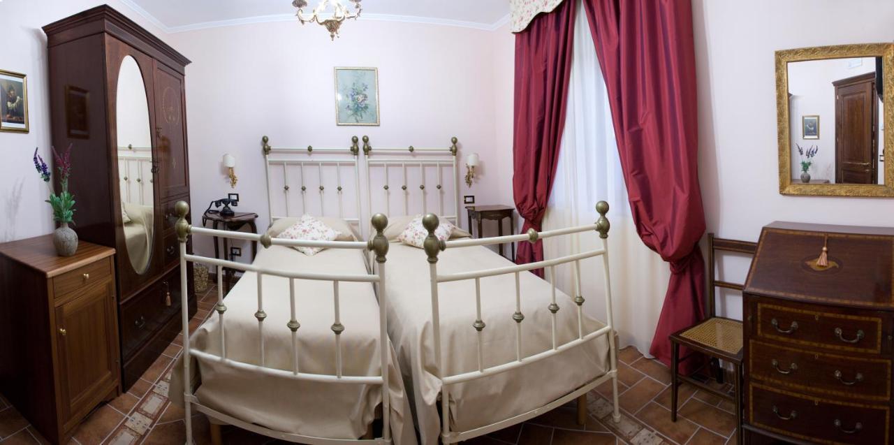 L'Antico Ritrovo Bed & Breakfast Moliterno Dış mekan fotoğraf